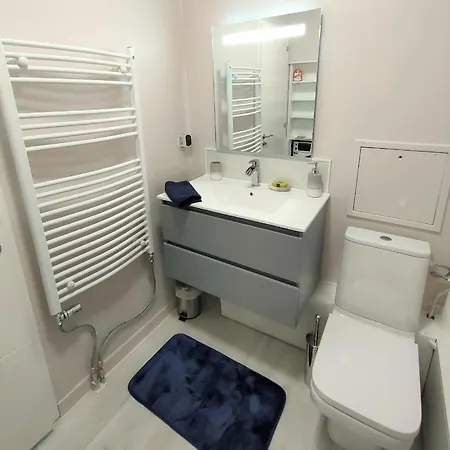 Lovely Flat Nearby Paris Fully Redone With Free Parking On Premises And Balcony Clichy Exterior foto