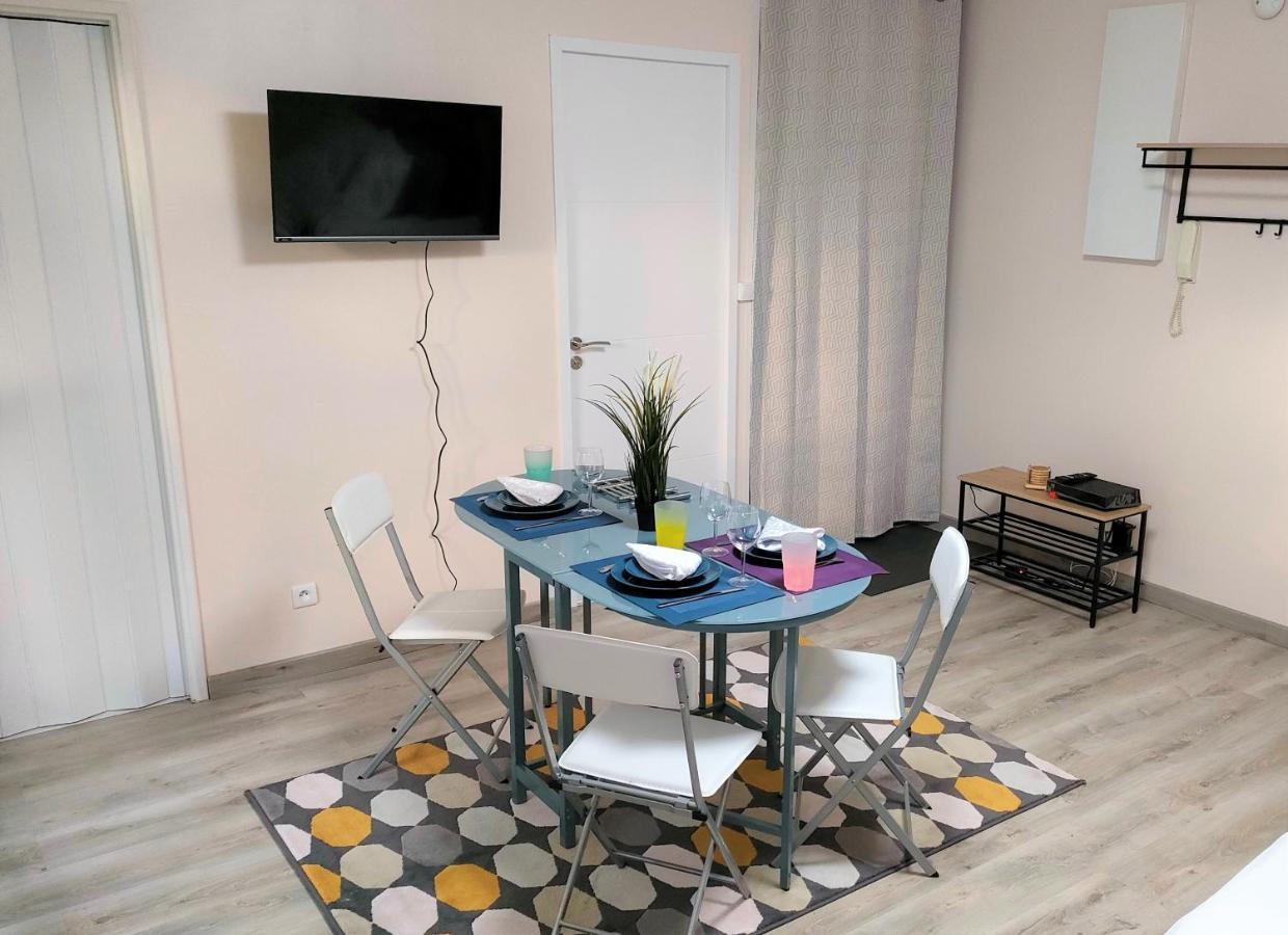 Apartment Lovely Flat Nearby Paris Fully Redone With Free Parking On Premises And Balcony